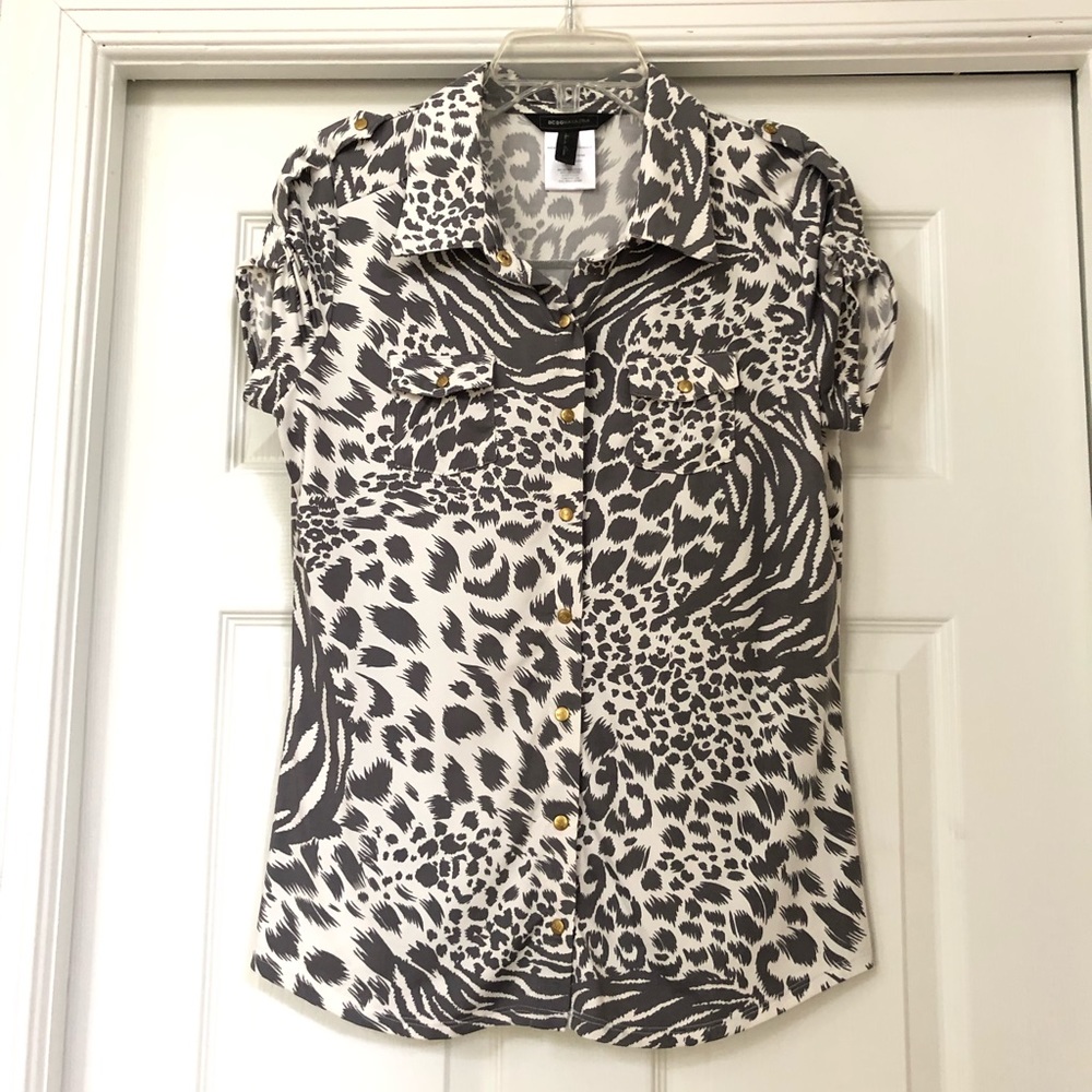 NEW BCBG Animal Print Buttoned Short Sleeve Shirt